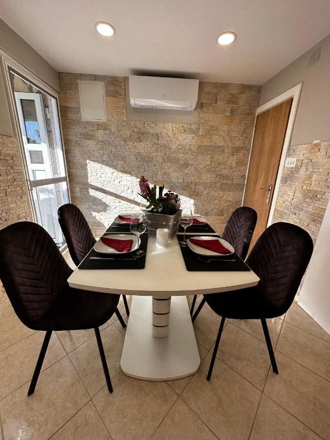 Apartman Veronika Vrsi Kültér fotó