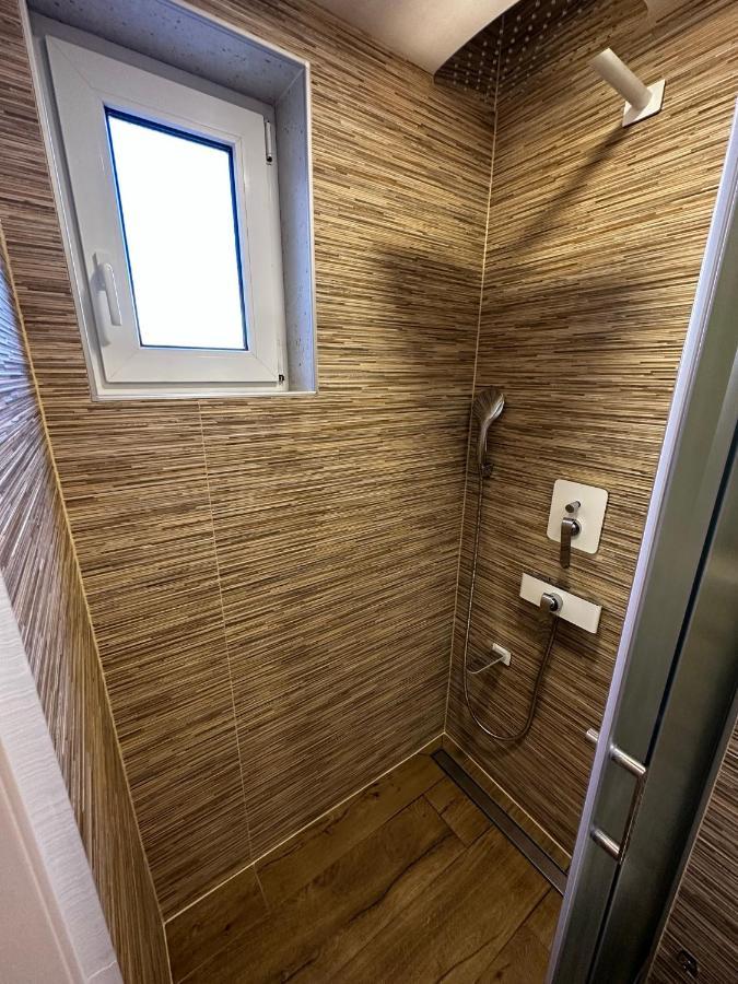 Apartman Veronika Vrsi Kültér fotó