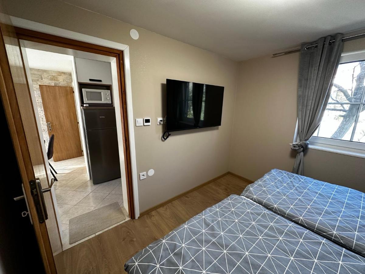 Apartman Veronika Vrsi Kültér fotó