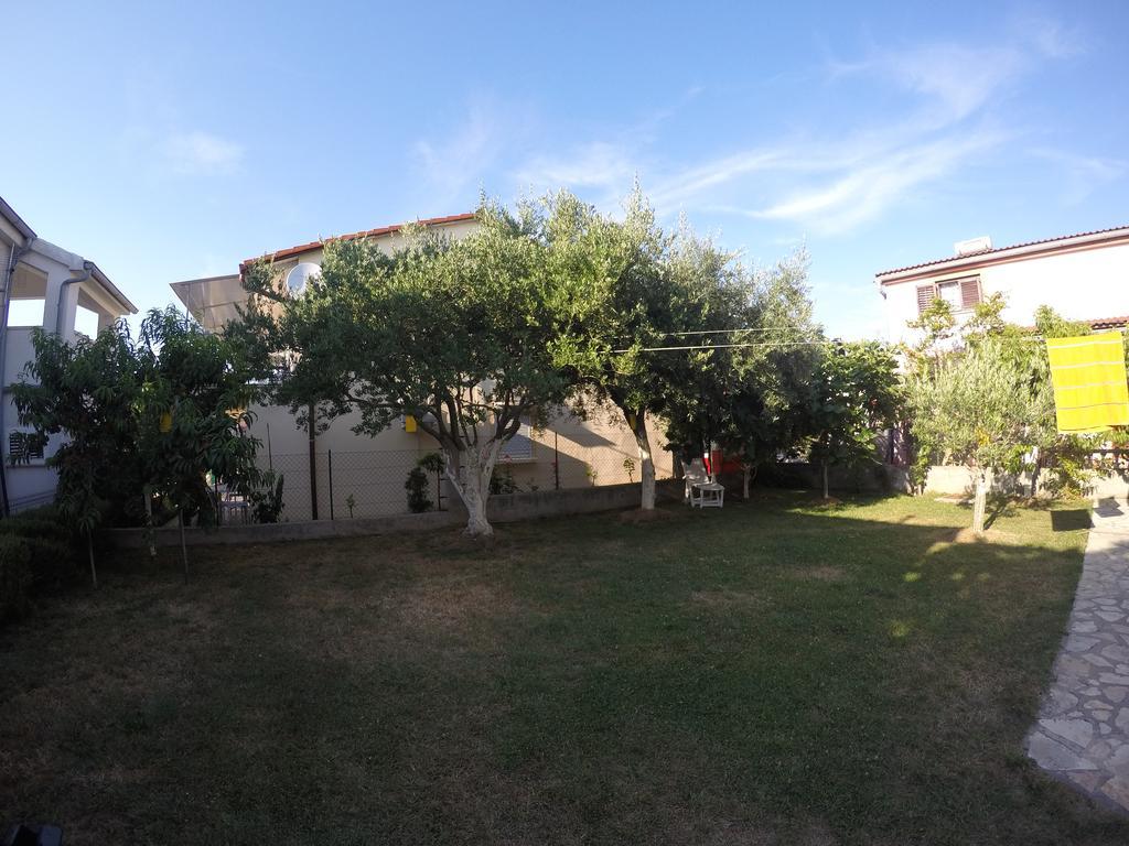 Apartman Veronika Vrsi Kültér fotó
