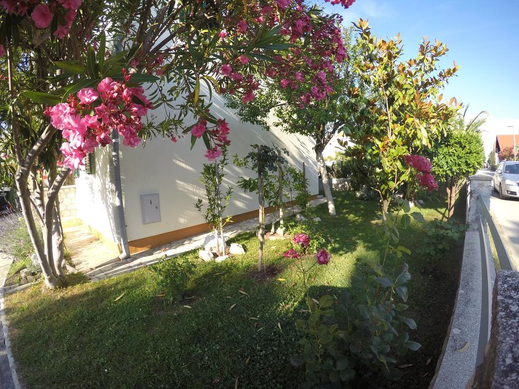 Apartman Veronika Vrsi Kültér fotó